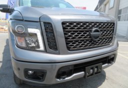 2019 Nissan Titan - Thumbnail 20