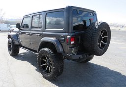 2019 Jeep Wrangler Unlimited - Thumbnail 8