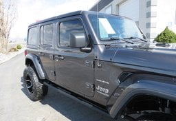 2019 Jeep Wrangler Unlimited - Thumbnail 13