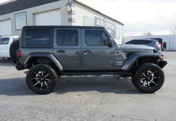 2019 Jeep Wrangler Unlimited - Thumbnail 10