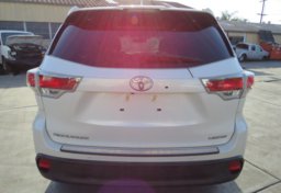2016 Toyota Highlander - Thumbnail 11