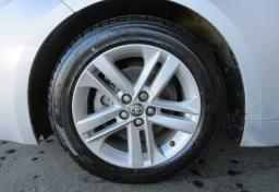 2019 Toyota Corolla Hatchback - Thumbnail 20