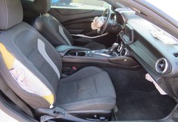 2018 Chevrolet Camaro - Thumbnail 22