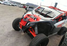 2021 Can-Am MAVERICK X3 X RC - Thumbnail 2