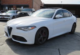 2017 Alfa Romeo Giulia - Thumbnail 1