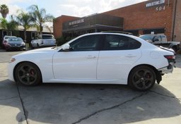 2017 Alfa Romeo Giulia - Thumbnail 6