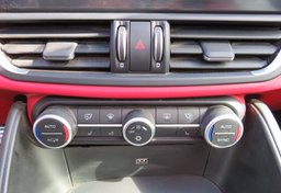 2017 Alfa Romeo Giulia - Thumbnail 34