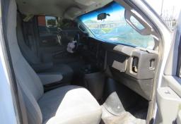 2019 Chevrolet Express Cargo Van - Thumbnail 24