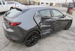 2022 Mazda Mazda3 Hatchback - Thumbnail 8