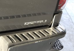 2017 GMC Sierra 1500 Denali - Thumbnail 31
