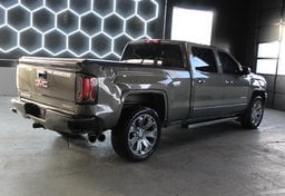 2017 GMC Sierra 1500 Denali - Thumbnail 8