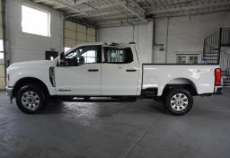 2024 Ford F-250 Super Duty - Thumbnail 10