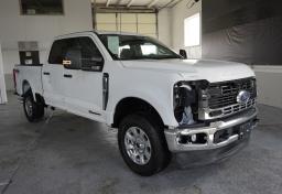 2024 Ford F-250 Super Duty - Thumbnail 5