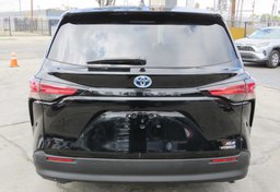 2022 Toyota Sienna - Thumbnail 12
