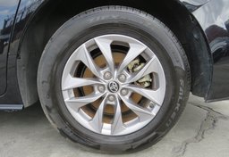 2022 Toyota Sienna - Thumbnail 17