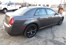 2021 Chrysler 300 - Thumbnail 5