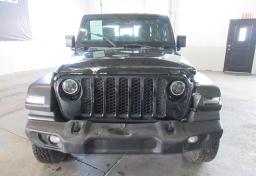 2020 Jeep Gladiator - Thumbnail 11