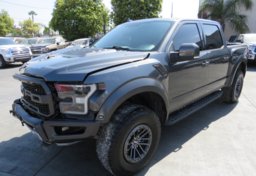 2019 Ford F-150 - Thumbnail 4