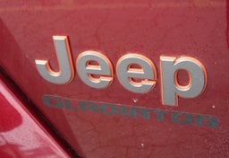 2021 Jeep Gladiator - Thumbnail 20