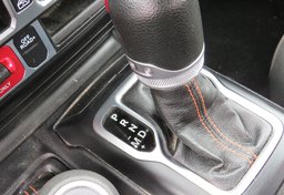 2021 Jeep Gladiator - Thumbnail 32