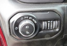 2021 Jeep Gladiator - Thumbnail 34