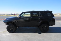 2016 Toyota 4Runner - Thumbnail 9