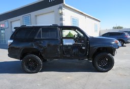 2016 Toyota 4Runner - Thumbnail 10