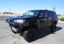 2016 Toyota 4Runner - Thumbnail 3