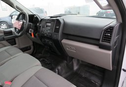 2019 Ford F-150 - Thumbnail 26