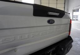 2022 Ford F-250 Super Duty - Thumbnail 20