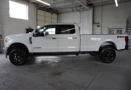 2022 Ford F-250 Super Duty - Thumbnail 11