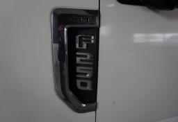 2022 Ford F-250 Super Duty - Thumbnail 27