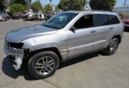 2020 Jeep Grand Cherokee - Thumbnail 2