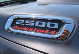 2022 Ram 2500 - Thumbnail 25