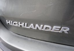 2015 Toyota Highlander - Thumbnail 17