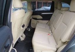 2015 Toyota Highlander - Thumbnail 33