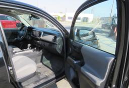 2022 Toyota Tacoma - Thumbnail 19