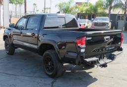 2022 Toyota Tacoma - Thumbnail 8