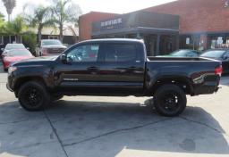 2022 Toyota Tacoma - Thumbnail 12