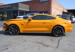 2019 Ford Mustang - Thumbnail 6