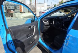 2021 Toyota RAV4 - Thumbnail 17