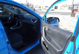 2021 Toyota RAV4 - Thumbnail 18