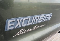 2003 Ford Excursion - Thumbnail 16