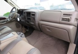 2003 Ford Excursion - Thumbnail 25