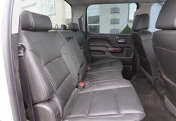 2018 GMC Sierra 3500HD - Thumbnail 32