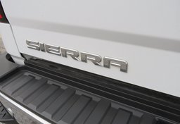 2018 GMC Sierra 3500HD - Thumbnail 21