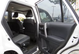 2018 Toyota 4Runner - Thumbnail 23