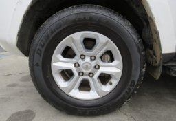 2018 Toyota 4Runner - Thumbnail 16