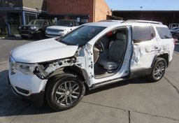 2018 GMC Acadia - Thumbnail 2