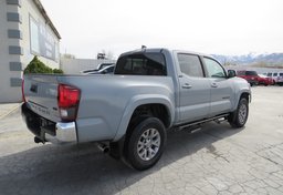 2019 Toyota Tacoma - Thumbnail 6